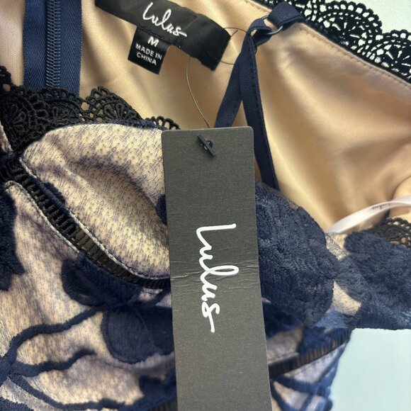 LULUS BLUE LACE MAXI DRESS- NWT - Picture 4 of 4